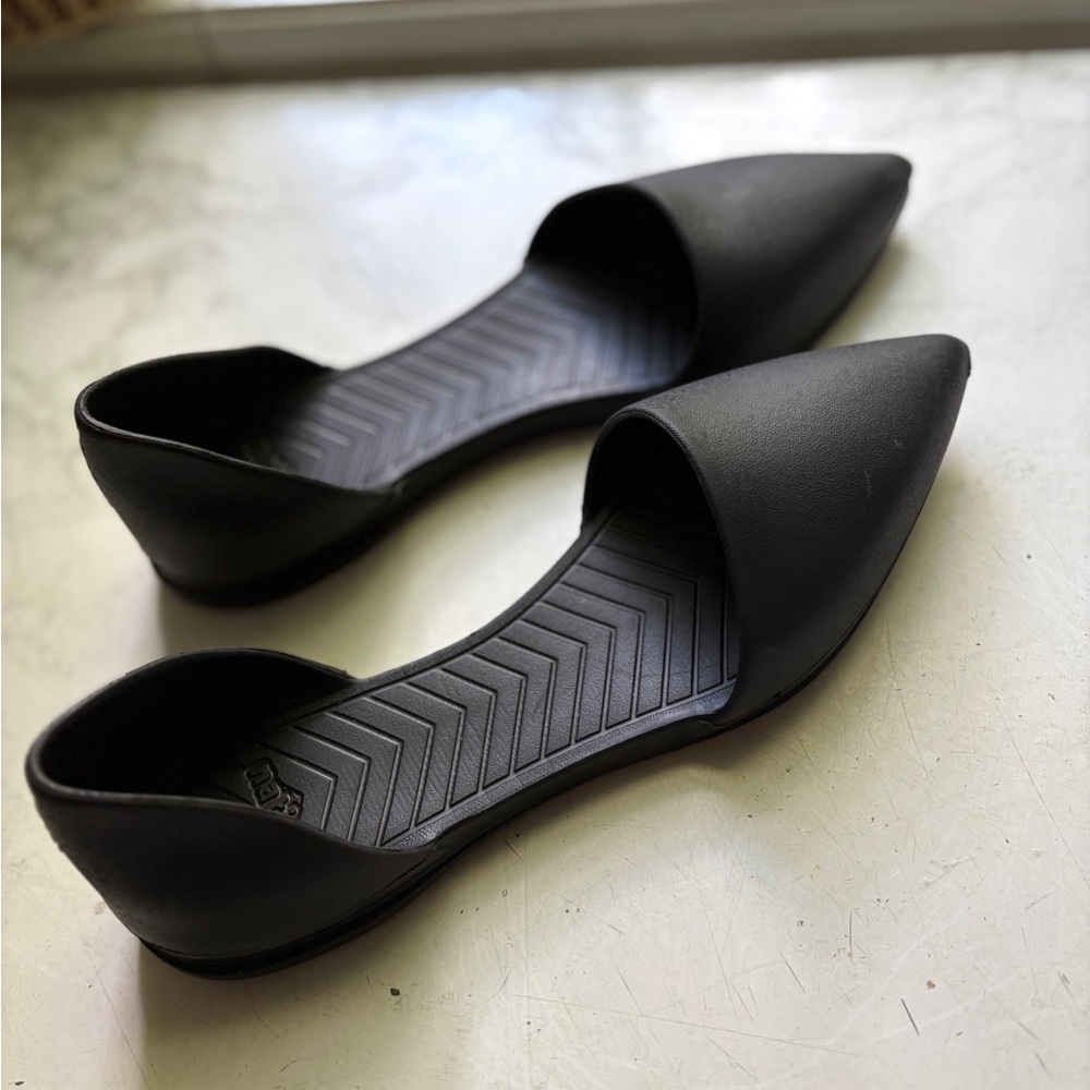 Native Audrey Black Women's Flats size 10